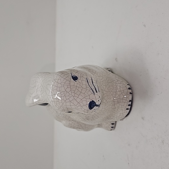 Dedham Pottery / Potting Shed 3 3/4 in. Bunny - Picture 2 of 5